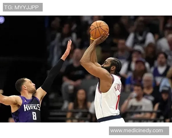 快船队前景堪忧，球迷呼吁管理层做出改变