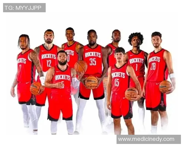 火箭队交易球员，调整阵容备战新赛季