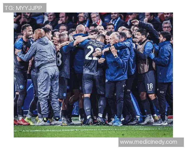 那不勒斯欧冠小组赛三连胜:新“黑马”崛起,焦点球队闪耀欧洲赛场